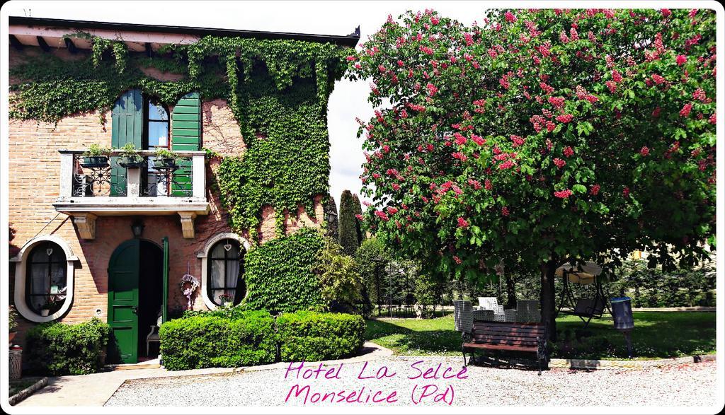 Hotel La Selce มองเซลิเช ภายนอก รูปภาพ